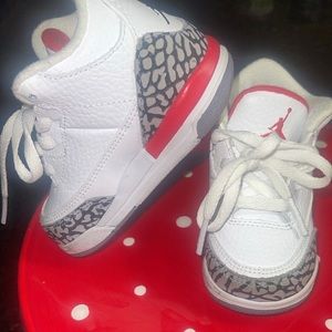 Nike Air Jordan 3 Retro basketball shoes toddler